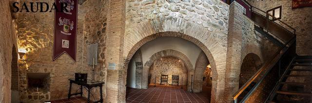 CASTILLO Y CENTRO DE INTERPRETACI�N "XODAR" DE LA HISTORIA DEL CASTILLO - . 