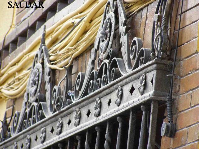 EDIFICIOS Y ESPACIOS SINGULARES - EDIFICIOS Y ESPACIOS SINGULARES. Detalle Rejas Ayuntamiento de J�dar