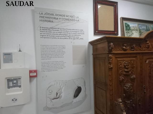 LA ASOCIACIN CULTURAL SAUDAR DONA AL AYUNTAMIENTO DE JDAR LAS PIEZAS DEL MUSEO DE JDAR. - LA ASOCIACIN CULTURAL SAUDAR DONA AL AYUNTAMIENTO DE JDAR LAS PIEZAS DEL MUSEO DE JDAR.. 