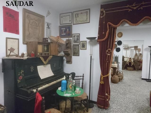 LA ASOCIACIN CULTURAL SAUDAR DONA AL AYUNTAMIENTO DE JDAR LAS PIEZAS DEL MUSEO DE JDAR. - LA ASOCIACIN CULTURAL SAUDAR DONA AL AYUNTAMIENTO DE JDAR LAS PIEZAS DEL MUSEO DE JDAR.. 