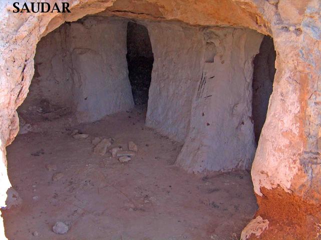 CASAS- CUEVA DE LOS PINARES - CASAS- CUEVA DE LOS PINARES. 